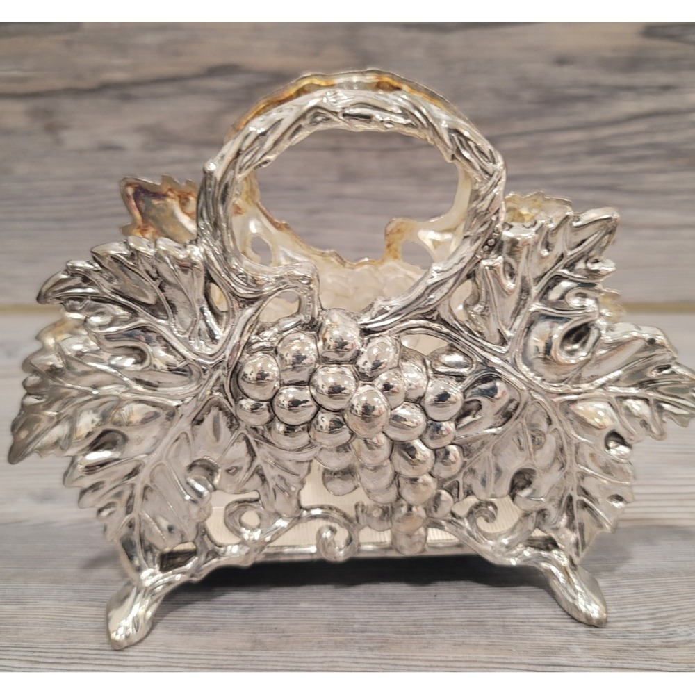 Vintage 1994 Godinger Silver Art Co Silverplated Napkin Holder Grapevine Design